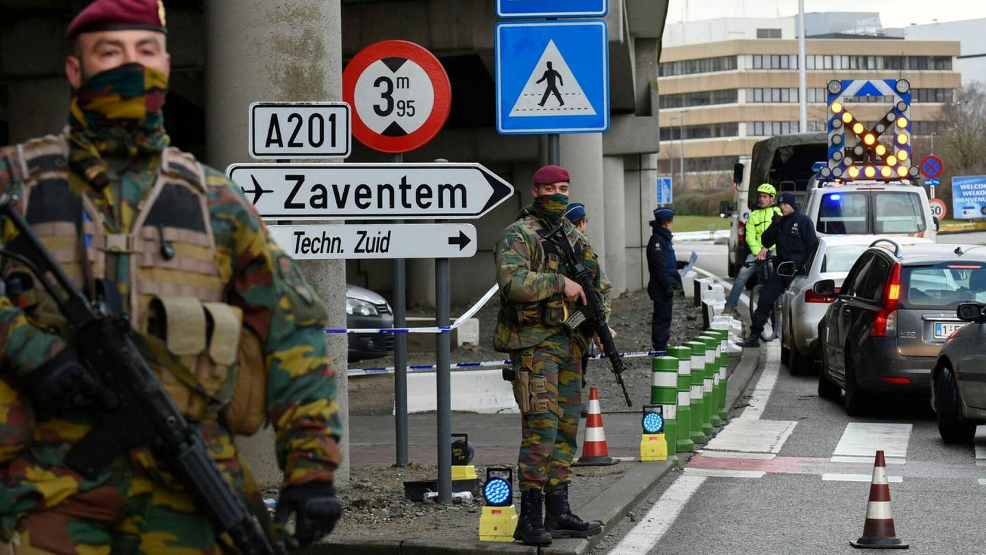Terrorismi | Belgiassa alkaa valtava oikeudenkäynti – yhdeksää syytetään 32 ihmistä surmanneista terrori-iskuista
