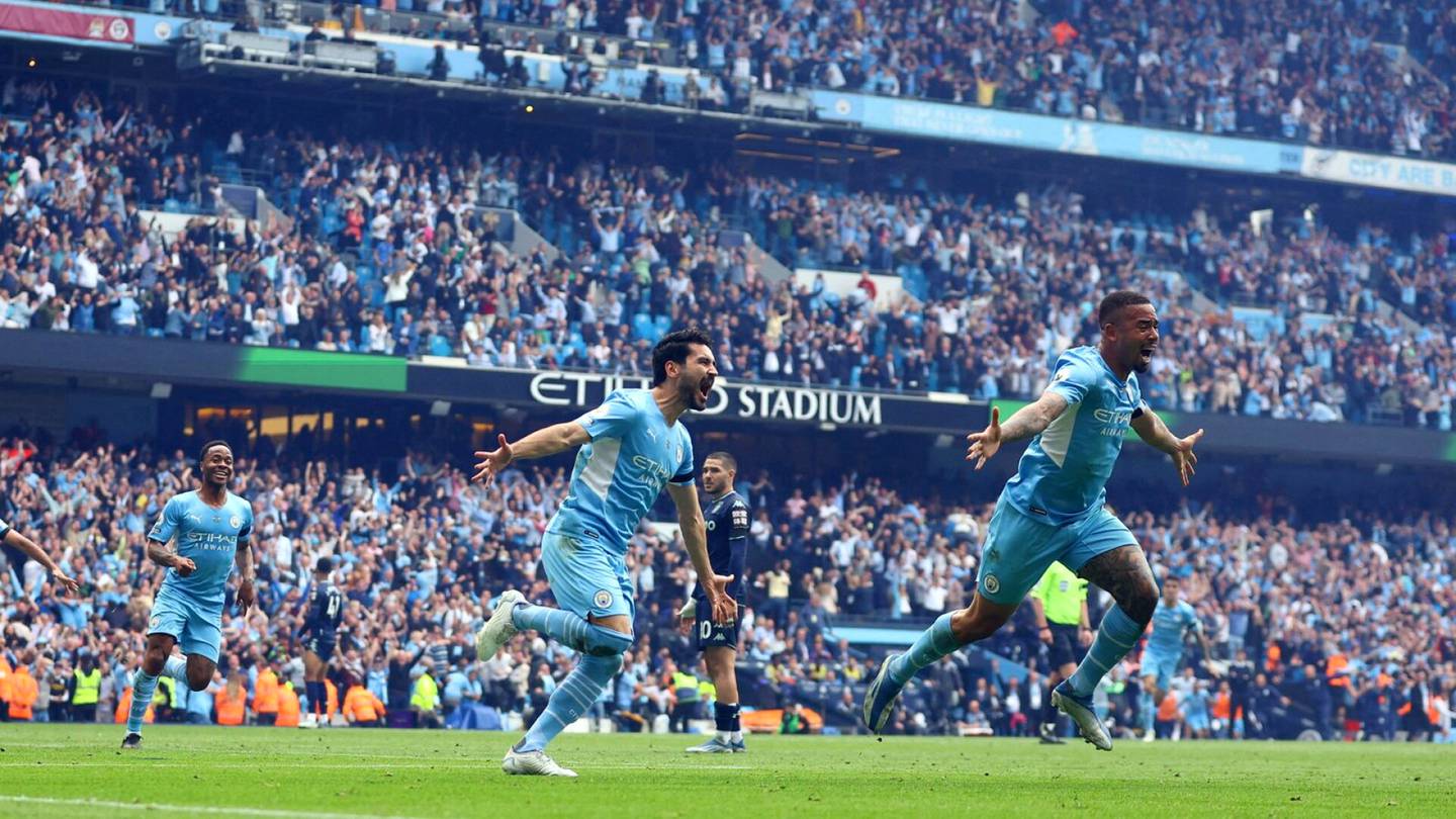 Jalkapallo | Manchester City nousi kuilun partaalta Valioliigan mestariksi – päätöskierroksella hurjaa draamaa