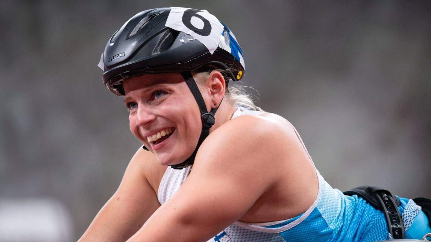 Paraurheilu | Amanda Kotaja jäi maailman­ennätyksestä vain sadasosa­sekunnin