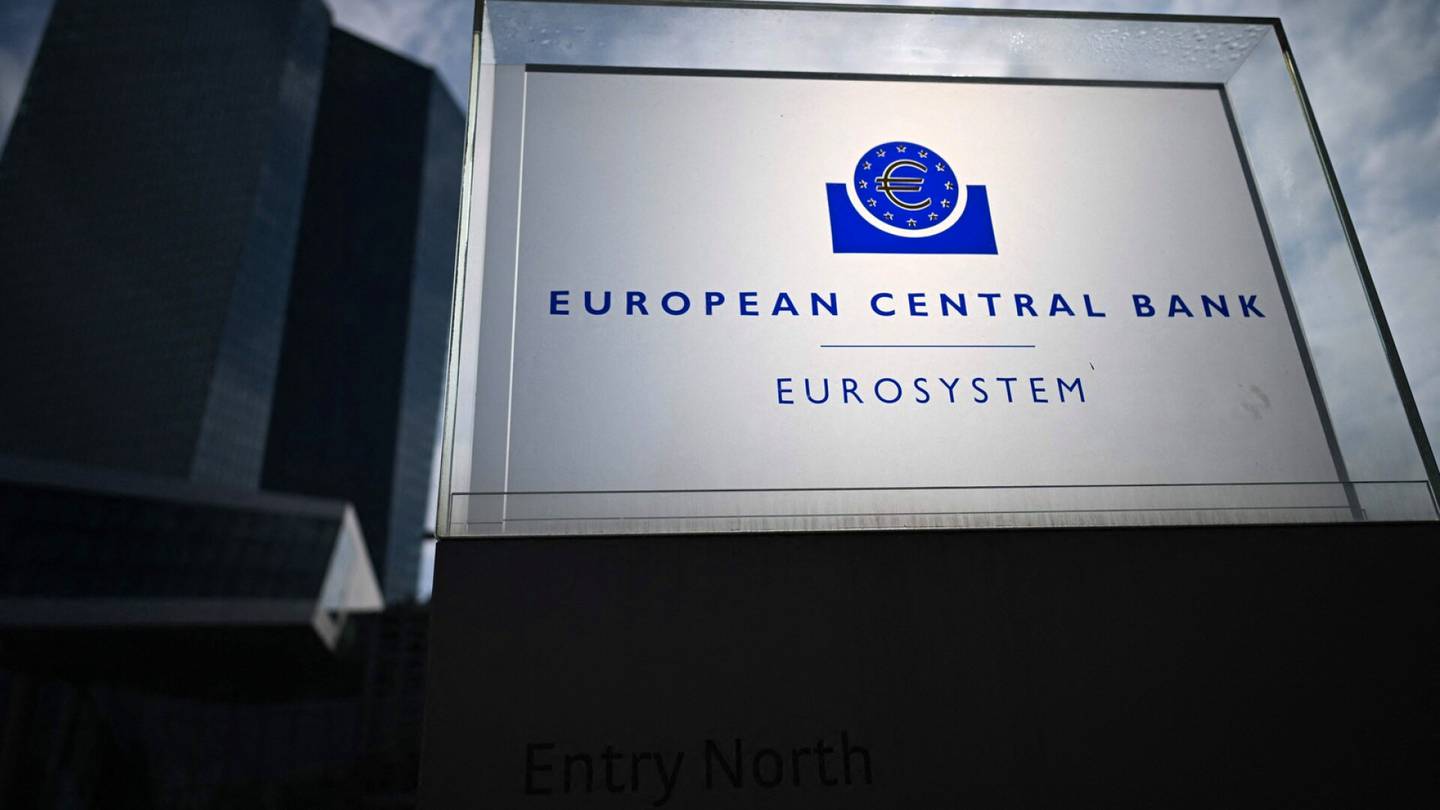 Rahapolitiikka | EKP:n neuvoston jäseniltä vihje: Korot laskevat todennäköisesti kesällä