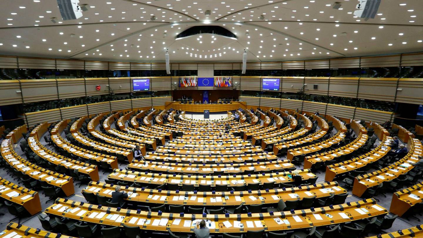 EU | EU-parlamentti hyväksyi päästö­kaupan uudistuksen uudessa äänestyksessä