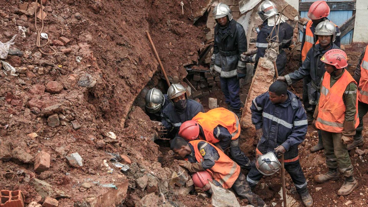 Luonnonkatastrofit | Ainakin 46 ihmistä kuollut trooppisessa myrskyssä Madagaskarissa, Mosambikissa ja Malawissa
