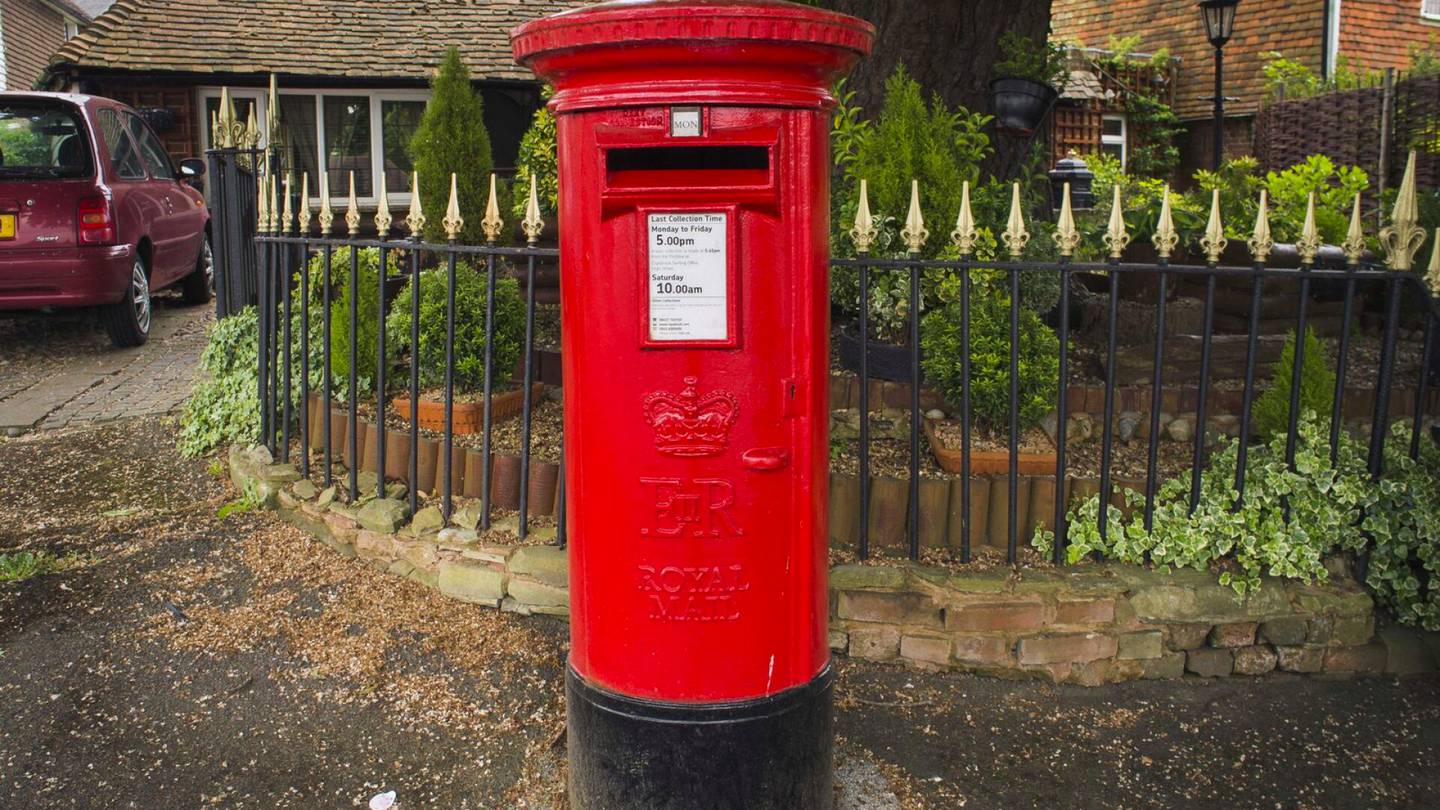 Britannia | Lontoossa toimitettiin kadonnut kirje perille yli 100 vuotta myöhässä