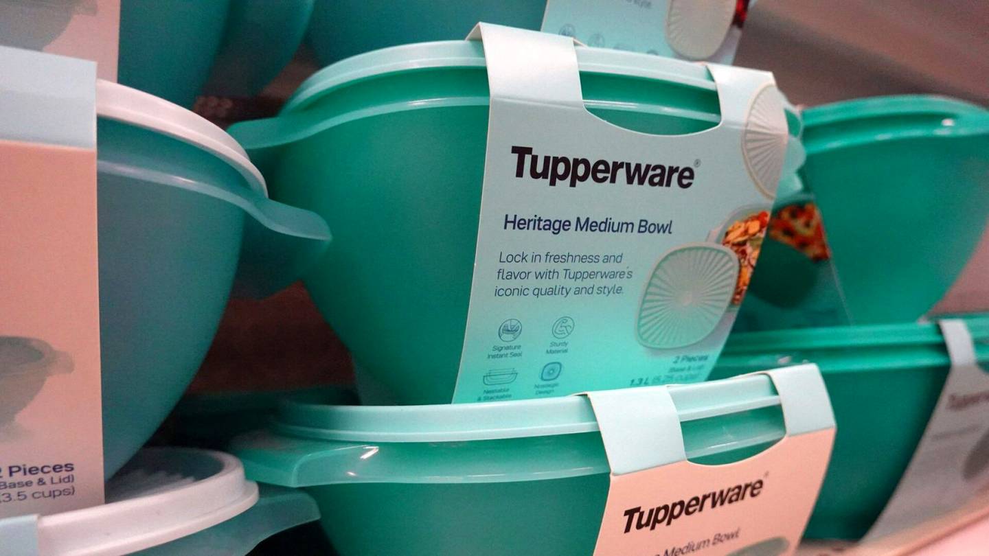 Pörssi | Meemiosakkeiden kurssit kääntyivät laskuun, Tupperware lähes 20 prosenttia pakkasella