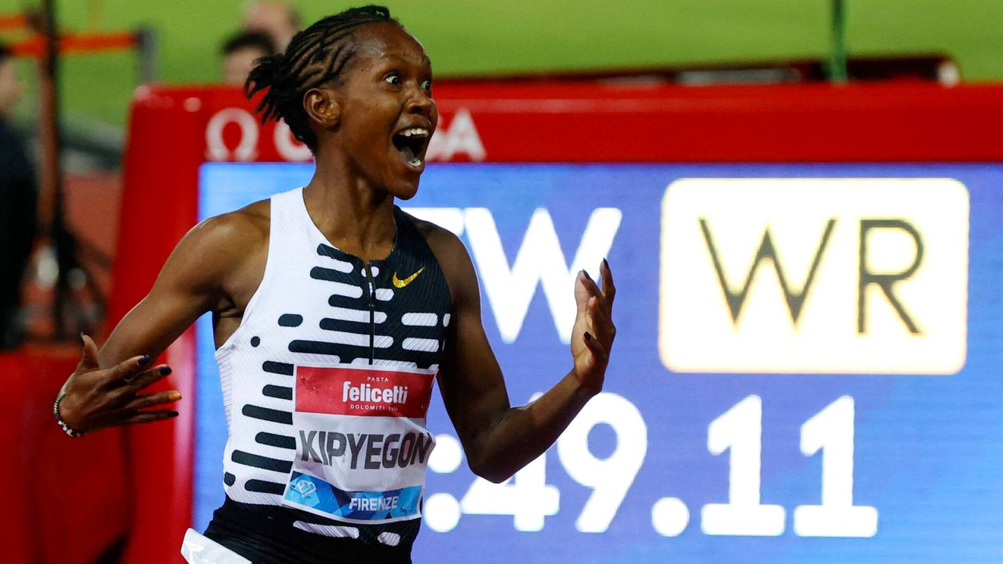 Yleisurheilu | Kenian Faith Kipyegon juoksi naisten 1 500 metrin maailman­ennätyksen