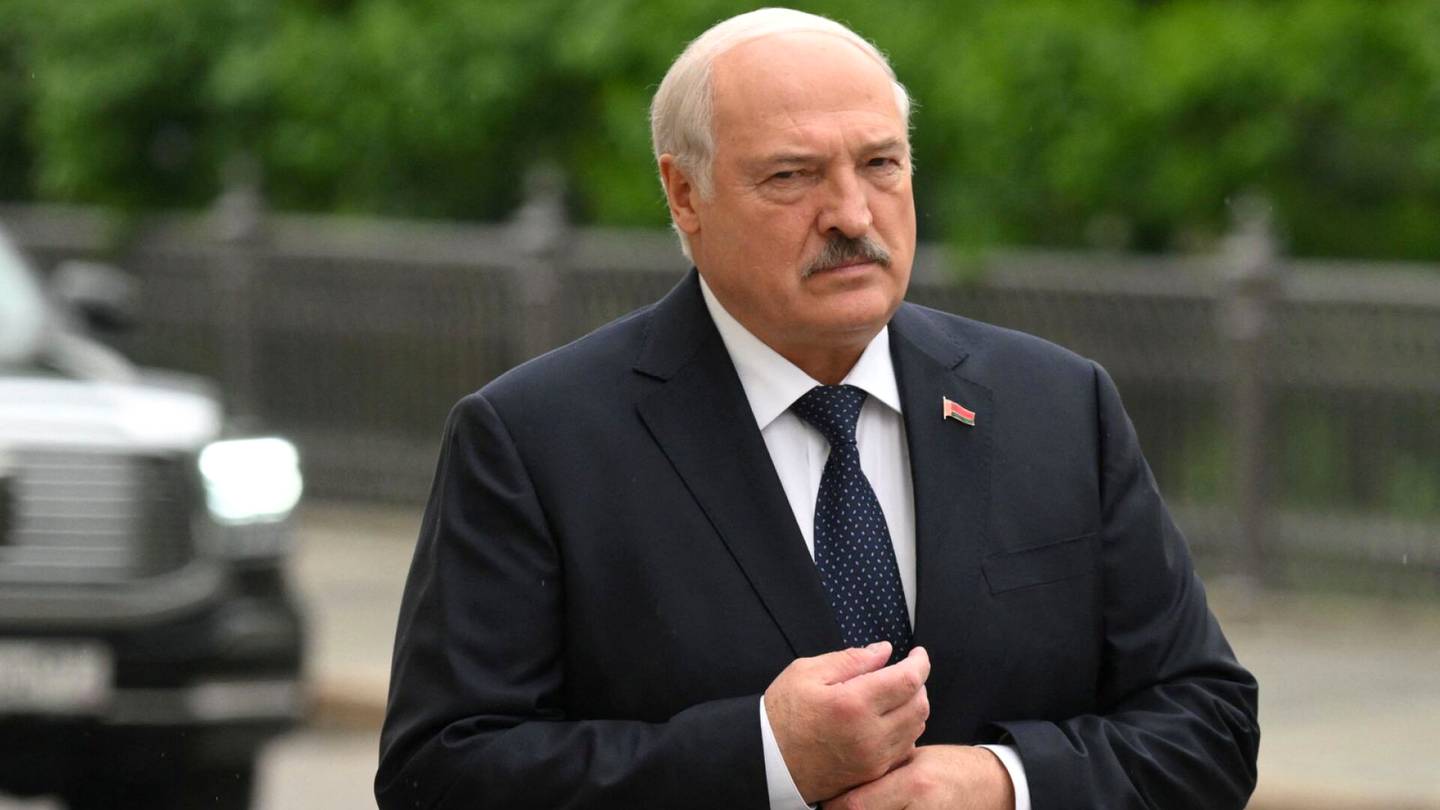 Valko-Venäjä | Lukašenkan sairaalaan joutumisesta kiertää taas huhuja