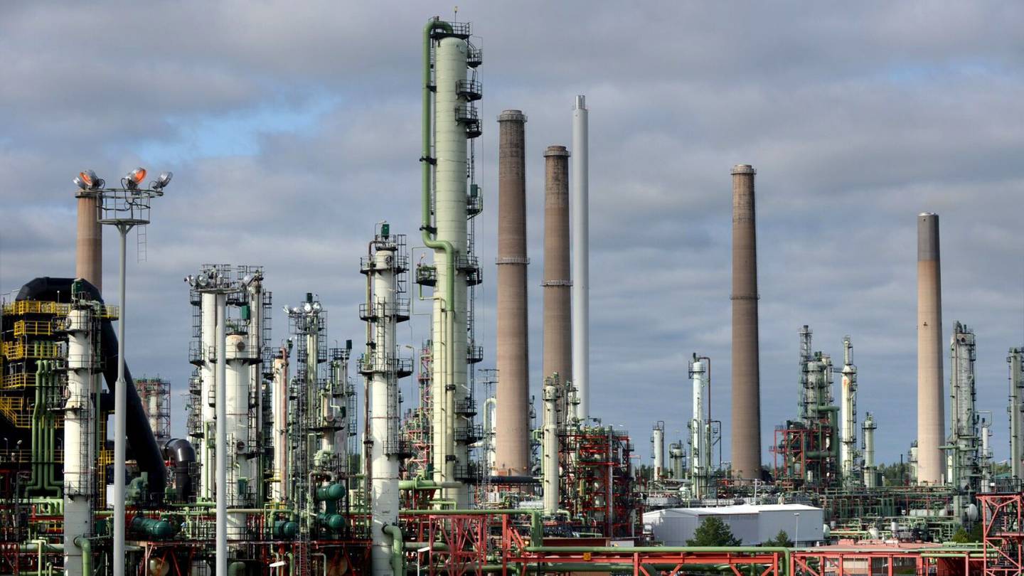 Venäjä | Neste varautuu Venäjän öljy- ja kaasu­virran katkeamiseen – ”Olemme entistä varmempia, että pystymme hallitsemaan sen riskin”