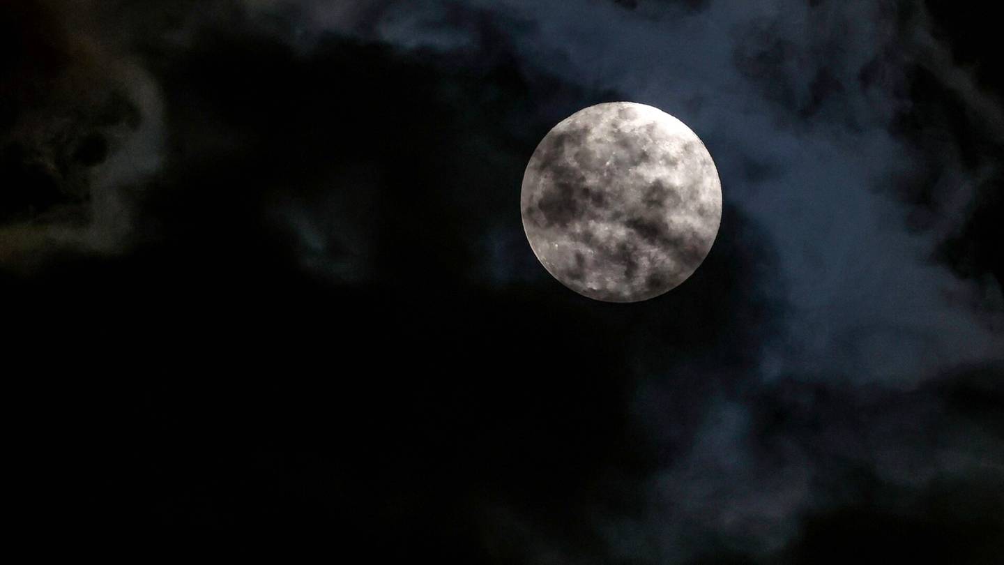 Nasa | USA haluaa Kuulle oman aikavyöhykkeen