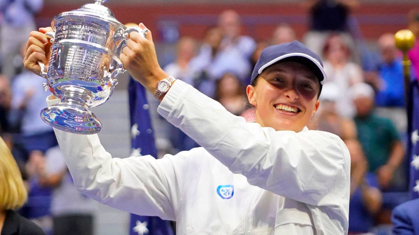 Tennis | Puolan Iga Swiatek voitti US Openin ja kuittasi 2,6 miljoonaa dollaria: ”Vain taivas on rajana”