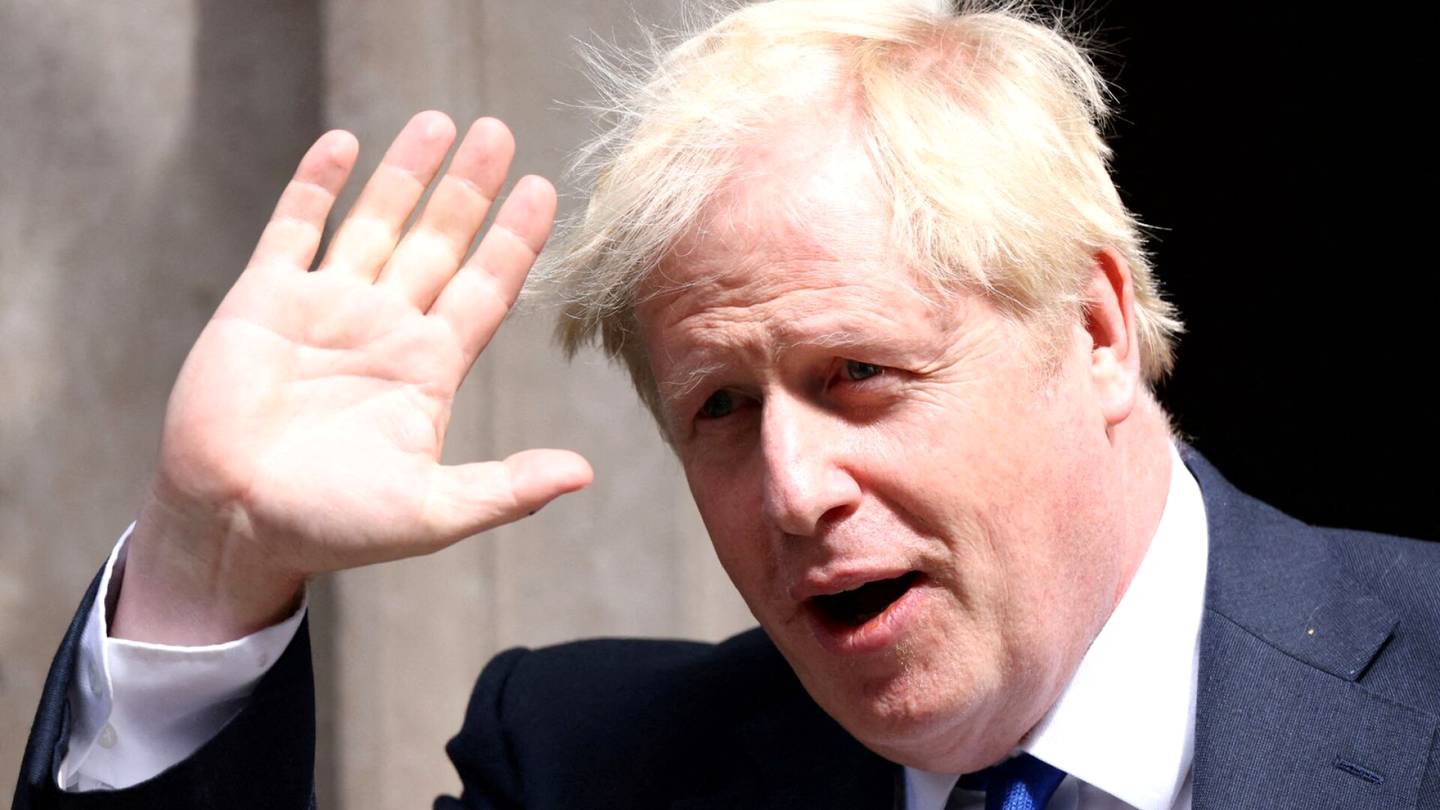 Britannia | Pääministeri­spekulaatioihin noussut Boris Johnson palaa Lontooseen