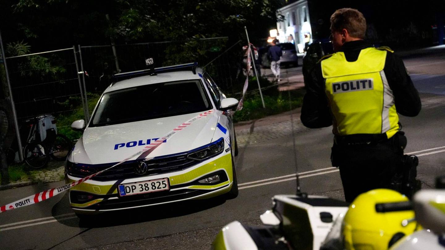 Tanska | Poliisi etsii kahta miestä epäiltynä Christianian ampumisesta