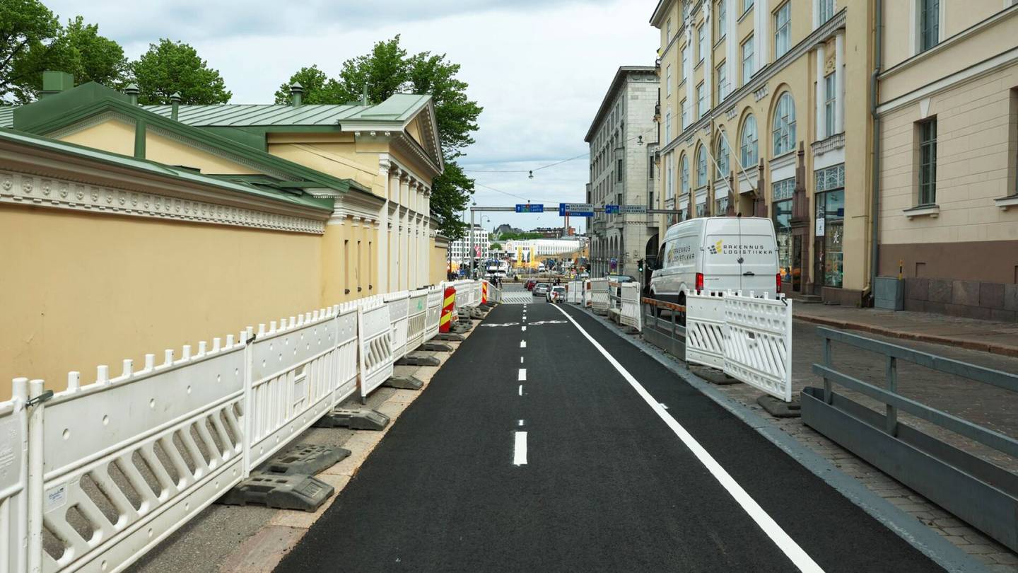 Pyöräily | Helsinkiin halutaan luoda ”historiallista keskustaa kunnioittava katukiveys”