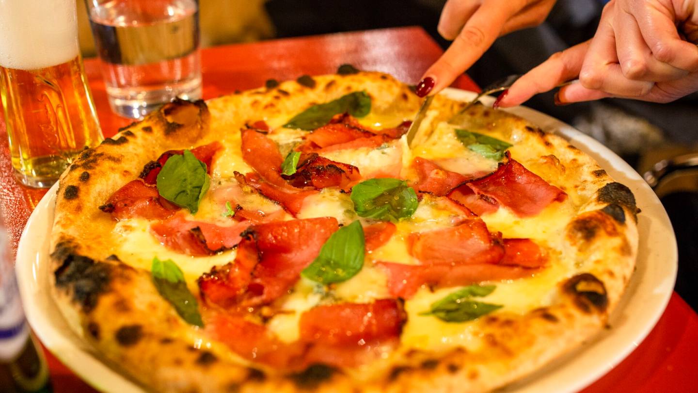 Pikatesti | Syvällä vantaalaislähiössä piileksii hyvä pizzeria: ”Laatu suorastaan tuoksuu ulos asti”