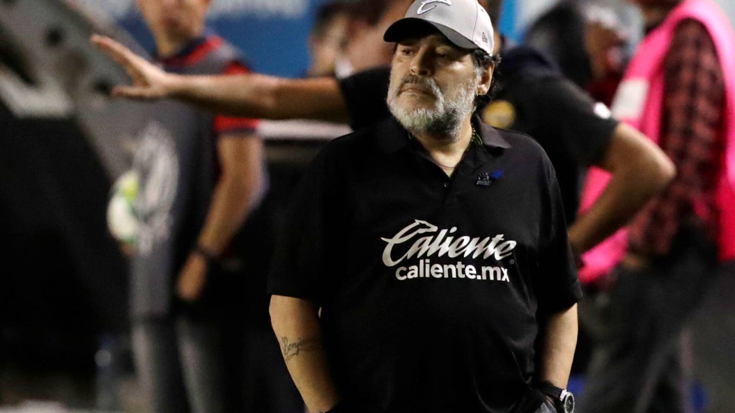 Kuolleet | Maradonan kuolemasta uusi teoria