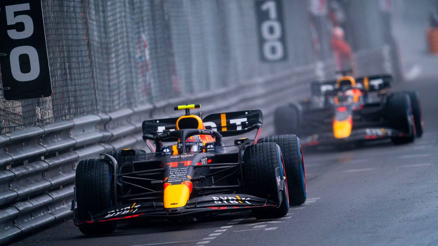 Formula 1 | Ferrari teki protestin molemmista Red Bull -kuskeista
