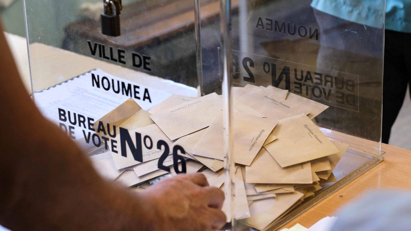 Ranska | Macronin kohtalon päivät alkavat – ranskalaiset äänestävät tänään parlamentti­vaalien ensimmäisellä kierroksella