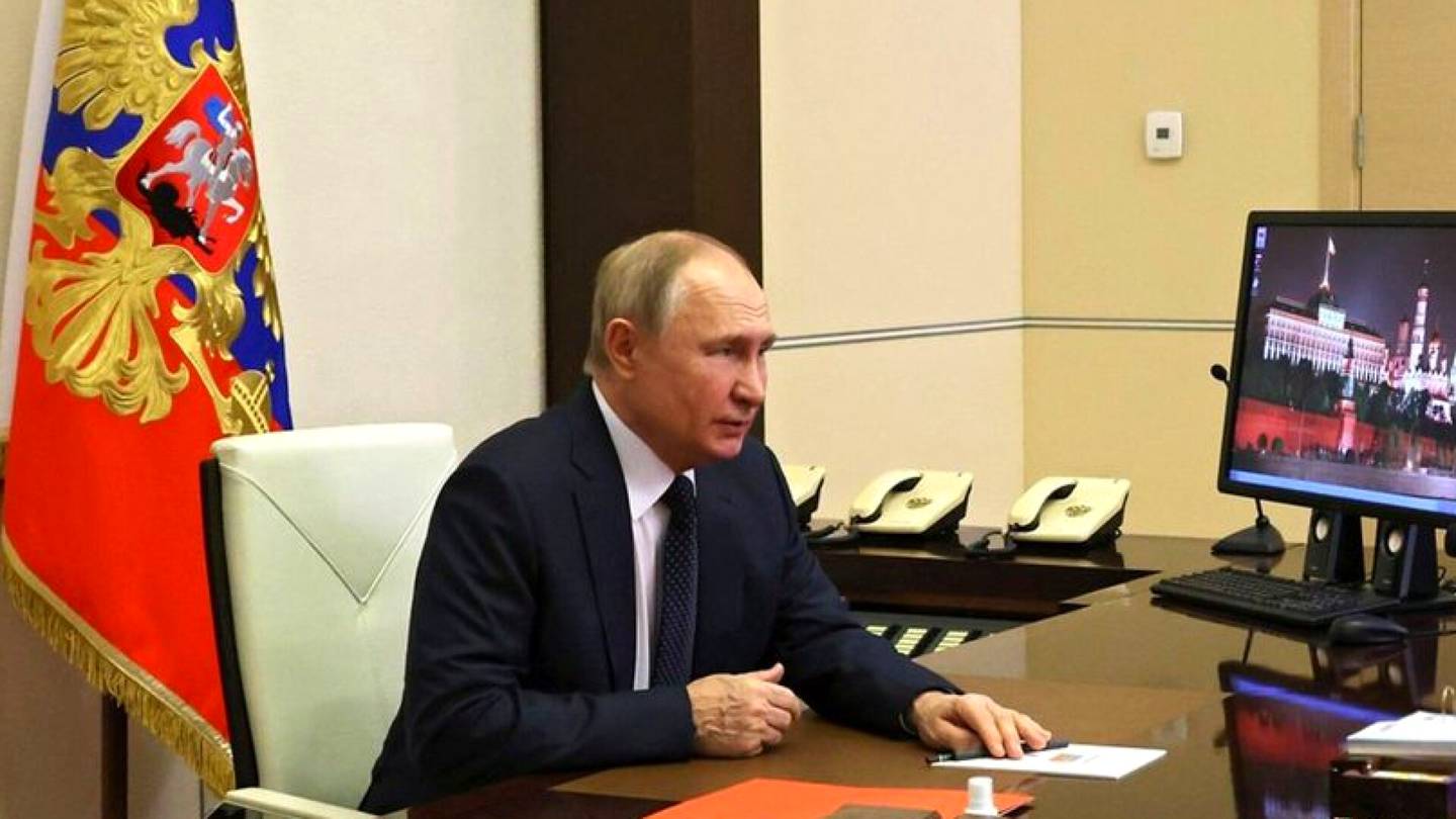 Päivittyvä seuranta | Venäläis­media: Putinin datšan ympärille on sijoitettu ilma­torjunta-aseita
