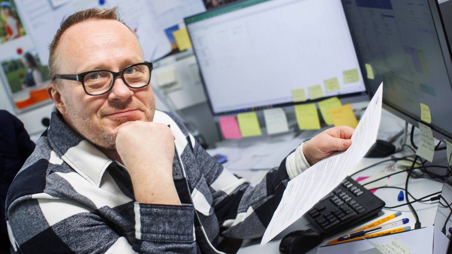 Työelämä | Rehtori Mika Lehtonen tekee työtodistuksia, joita ”ei pysty lukemaan nauramatta”