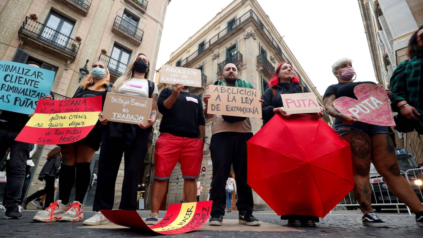 Seksikauppa | Prostituution kieltävän lain valmistelua päätettiin edistää Espanjassa