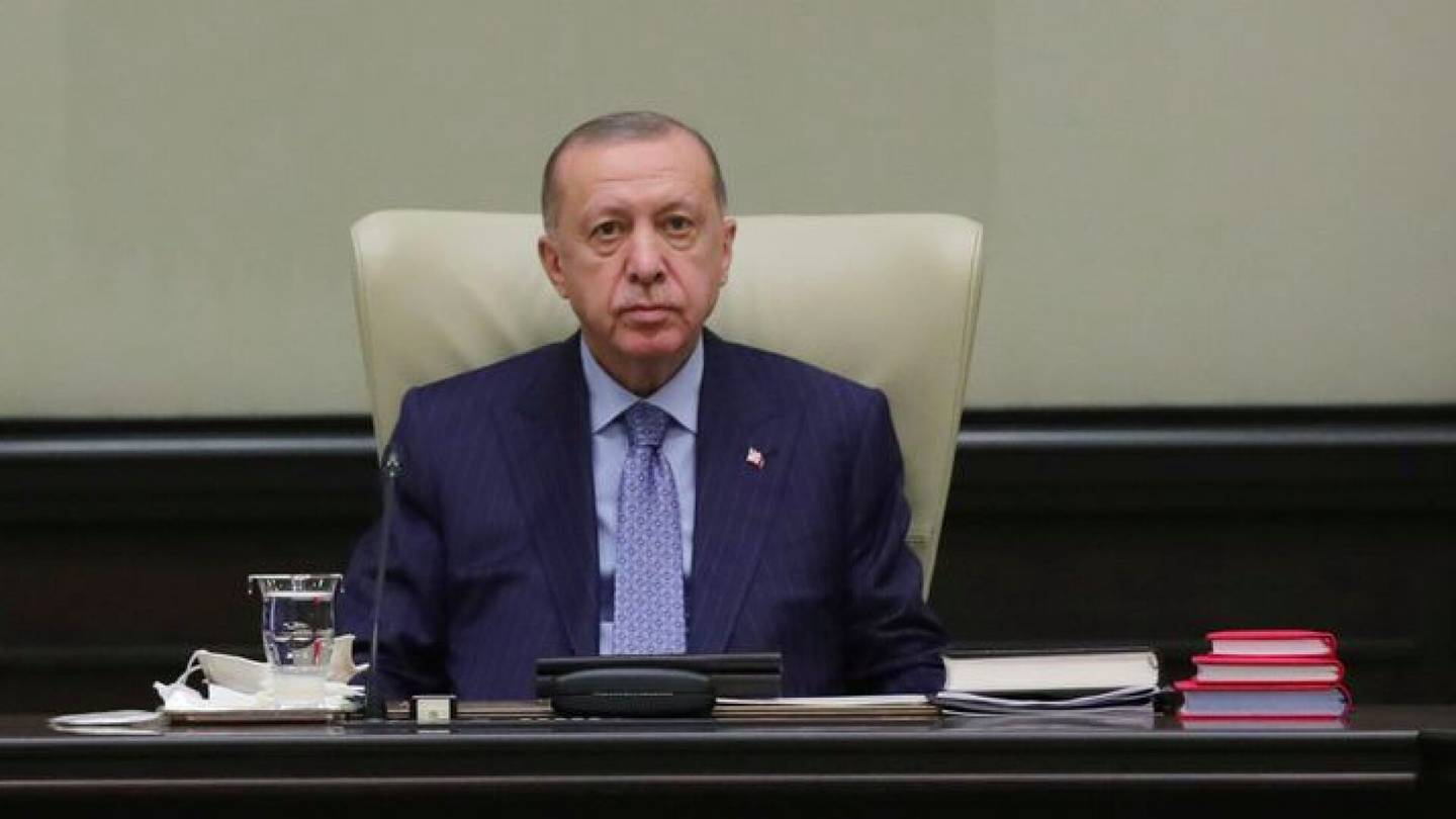 Turkki | Turkin Erdoğan perääntyi suur­lähettiläiden karkotuksesta