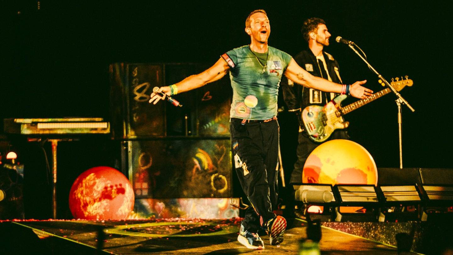 Joukkoliikenne | Lähi- ja bussi­liikenteeseen lisä­vuoroja Coldplayn keikkojen takia