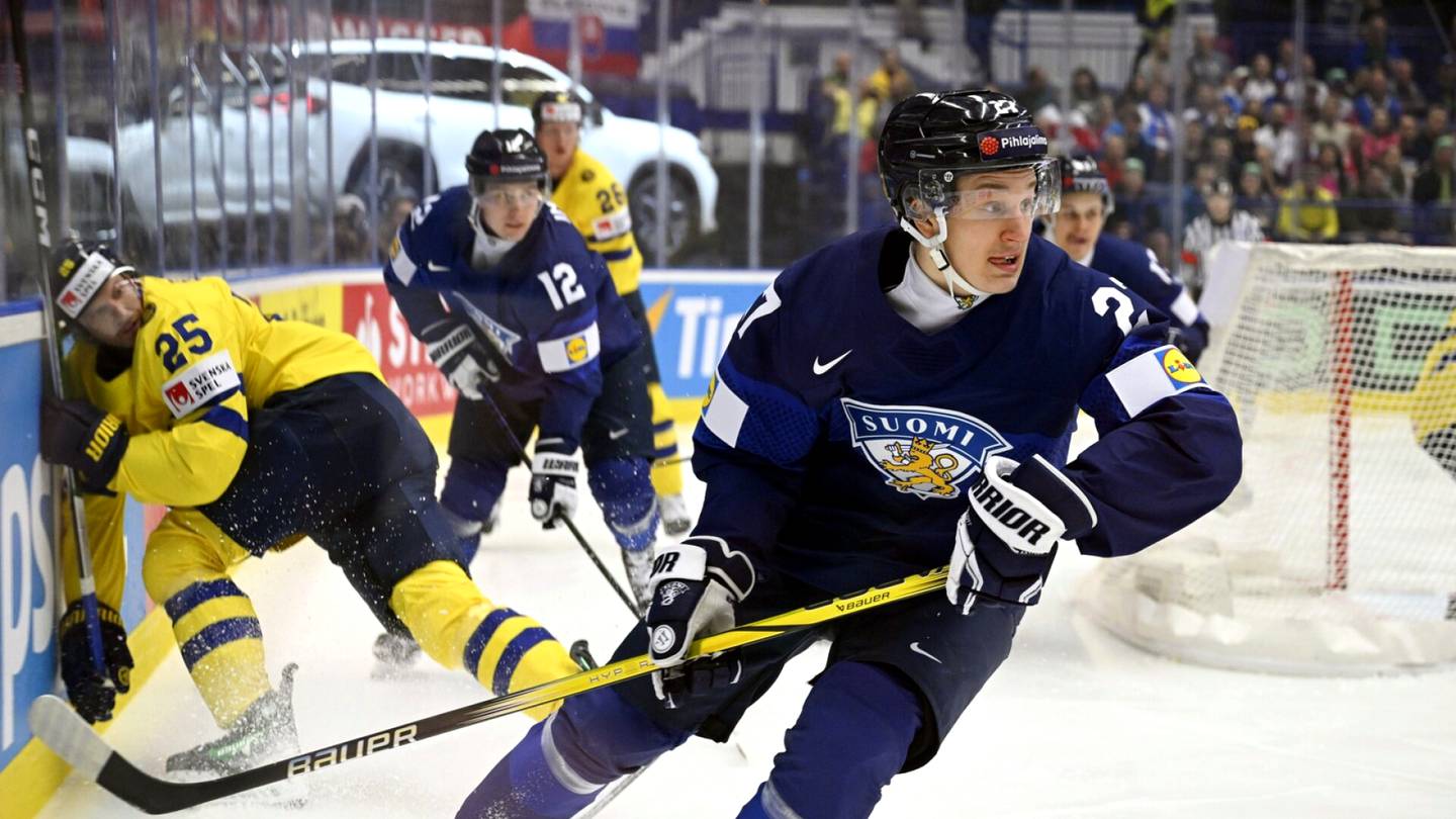 Jääkiekko | Leijonien MM-sensaatio Oliver Kapanen teki NHL-sopimuksen