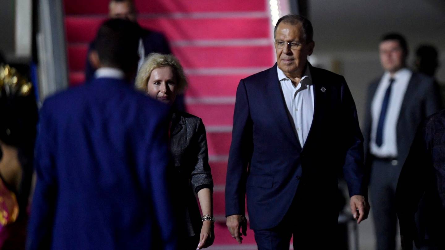 Venäjä | Uutistoimistot: Ulkoministeri Lavrov joutui sairaalaan Balilla, Venäjä kiistää