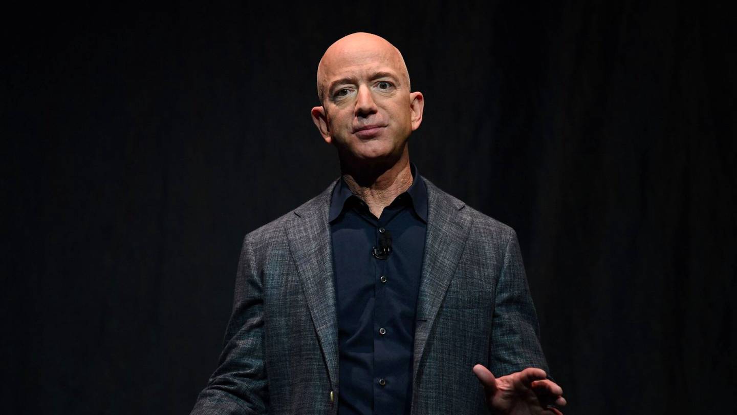 Rikkaat | Jeff Bezos lupaa lahjoittaa valta­osan omaisuudestaan hyvän­tekeväisyyteen