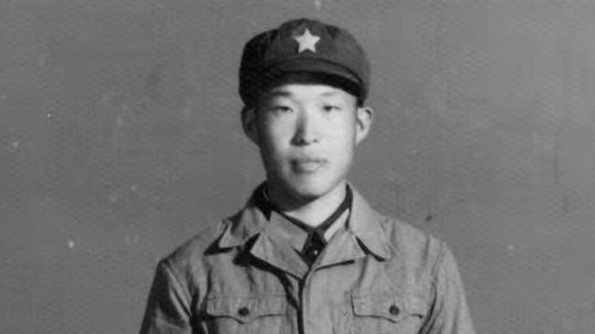 Hao Guoqing 24-vuotiaana sotilaana.