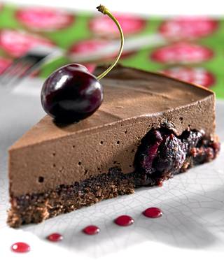 Kirsikka-suklaakakku - Reseptit 