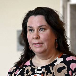 Perustuslakivaliokunnan puheenjohtaja Johanna Ojala-Niemelä