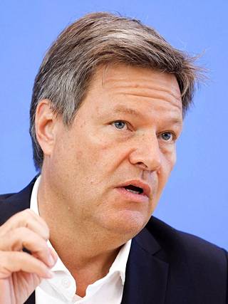 Saksan talous- ja ilmastoministeri Robert Habeck oli neuvottelemassa Uniperin pelastuspakettia.