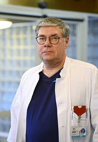 According to Chief Physician Asko Järvinen, the need for hospital care is currently a better indicator of the epidemic than corona deaths.  According to Järvinen, the corona restrictions should be dared to be lifted in areas where the need for hospital care has already started to decrease after the worst peak load.