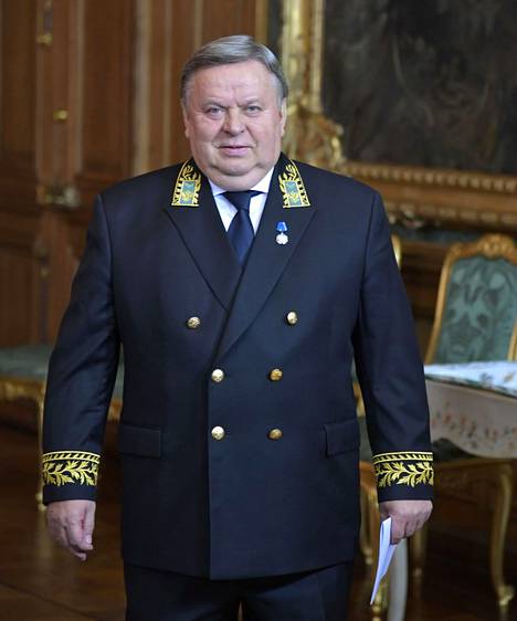 Venäjän Ruotsin-suurlähettiläs Viktor Tatarintsev.