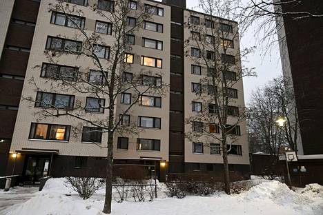 Postinjakaja joutui väkivallan uhriksi marraskuun lopussa kerrostalon edustalla Vantaan Myyrmäessä. Tekijää etsitään edelleen.