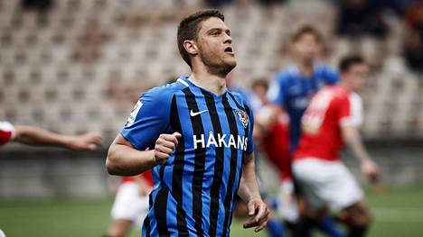 HJK:ssa viime kaudella kiukutellut Filip Valenčič nosti kauden maalimääränsä jo yhdeksään, kun Inter kipusi kärkeen