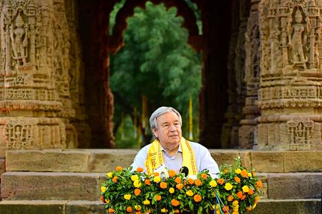 YK:n pääsihteeri António Guterres vieraili viime viikon torstaina Modheran aurinkotemppelissä Gujaratin osavaltiossa Intiassa.