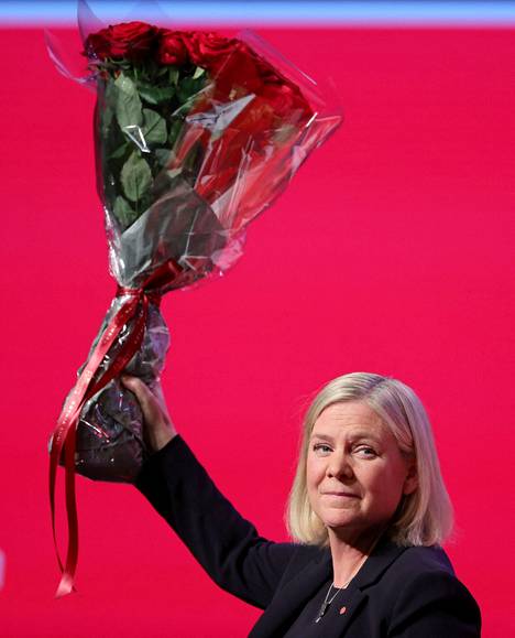 Ruotsin sosiaalidemokraattien tuore puheenjohtaja Magdalena Andersson kukitettiin torstaina Göteborgissa.