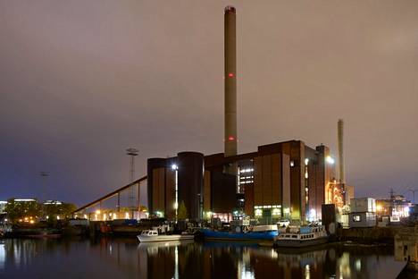 Hanasaaren hiilivoimala on tarkoitus sulkea vuonna 2023. Voimala on Helsingin kaupungin energiayhtiön Helenin omistuksessa.