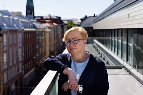 Lukioikäisenä Riitta Leppiniemessä heräsi kiinnostus yhteiskunnallisia asioita kohtaan.
