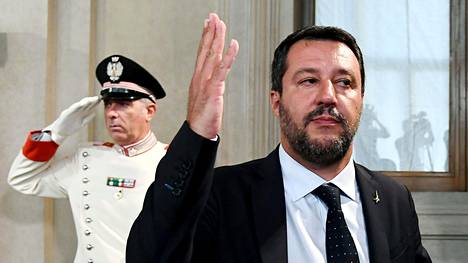 Matteo Salvini yritti ajaa Italian uusiin vaaleihin lujittaakseen valtaansa, mutta nyt oikeisto­populistit ovat lähellä oppositioon suistumista