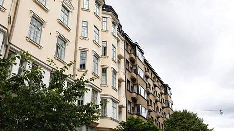 Asuntojen hinnat laskivat Helsingissä elokuussa vuoden takaiseen verrattuna yli puolitoista prosenttia.