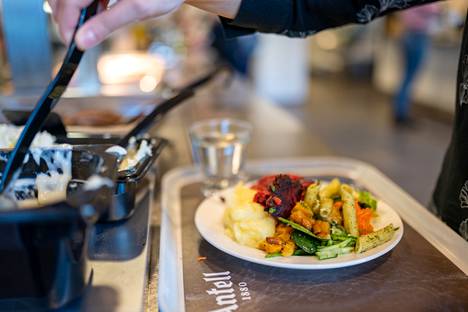 Tekoäly alkoi suunnitella lounasravintolan ruokalistan – Tässä on tulos -  HS Turku 