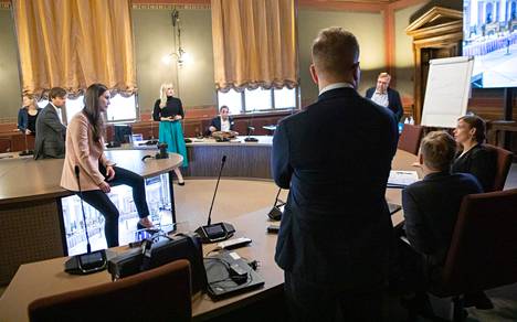 Hallitusviisikko neuvotteli valtion ensi vuoden budjetista Helsingin Säätytalossa tiistaina.