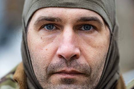50-vuotias pietarilainen fysioterapeutti Caesar taistelee Ukrainan puolella Venäjän vapaus -legioonassa. AFP tapasi hänet 26. joulukuuta Dolinassa Donetskissa.
