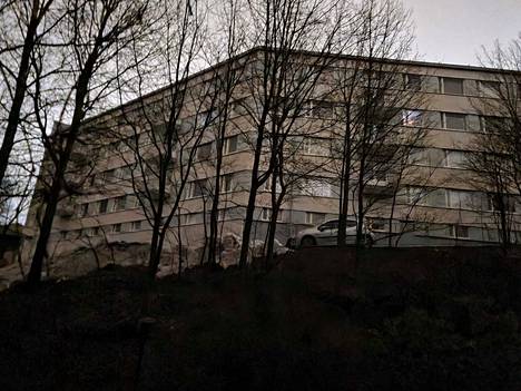 Yli 2 000 taloutta oli tiistai-iltana ilman sähköä Hermannin, Vallilan ja Sörnäisten alueella.