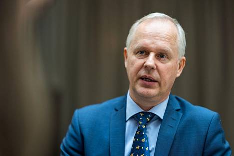 Finanssivalvonnan johtajan Tero Kurenmaan mukaan Suomen talous ja finanssiala ovat nyt käännekohdassa. ”Juuri tällaista tilannetta varten riskipuskureita on pidetty yllä.”