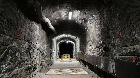 Eurajoen Olkiluotoon on kaivettu luola ydinjätekapseleiden sijoittamista varten.