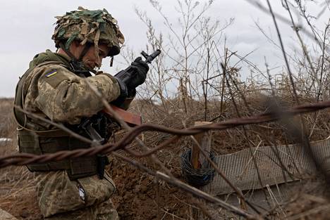 Ukrainalaissotilas itäisen Ukrainan Horlivkassa tammikuun alussa.
