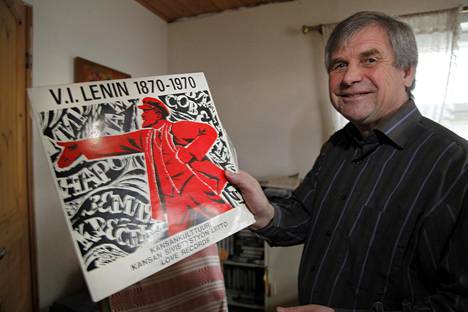 Aimo Minkkinen oli mukana järjestämässä keväällä 1970 Lenin-viikkoa. Juhlavuoden kunniaksi Love Records julkaisi kokoelman Lenin-aiheisia lauluja.